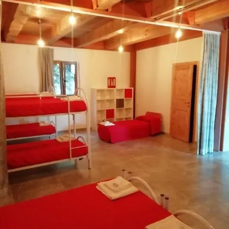 Agriturismo I Conti 3* Urbania